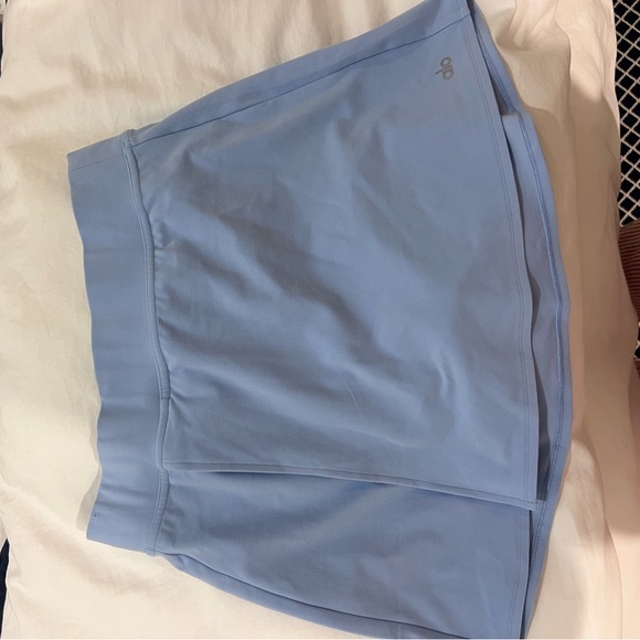 Alo White and Blue Tennis Skirt set (x2) - Picture 5 of 7